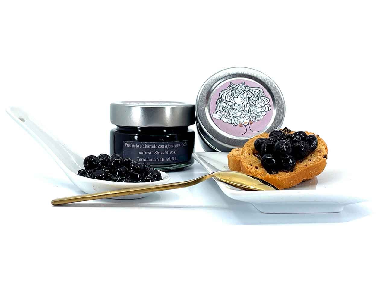 Caviar de ajo negro.